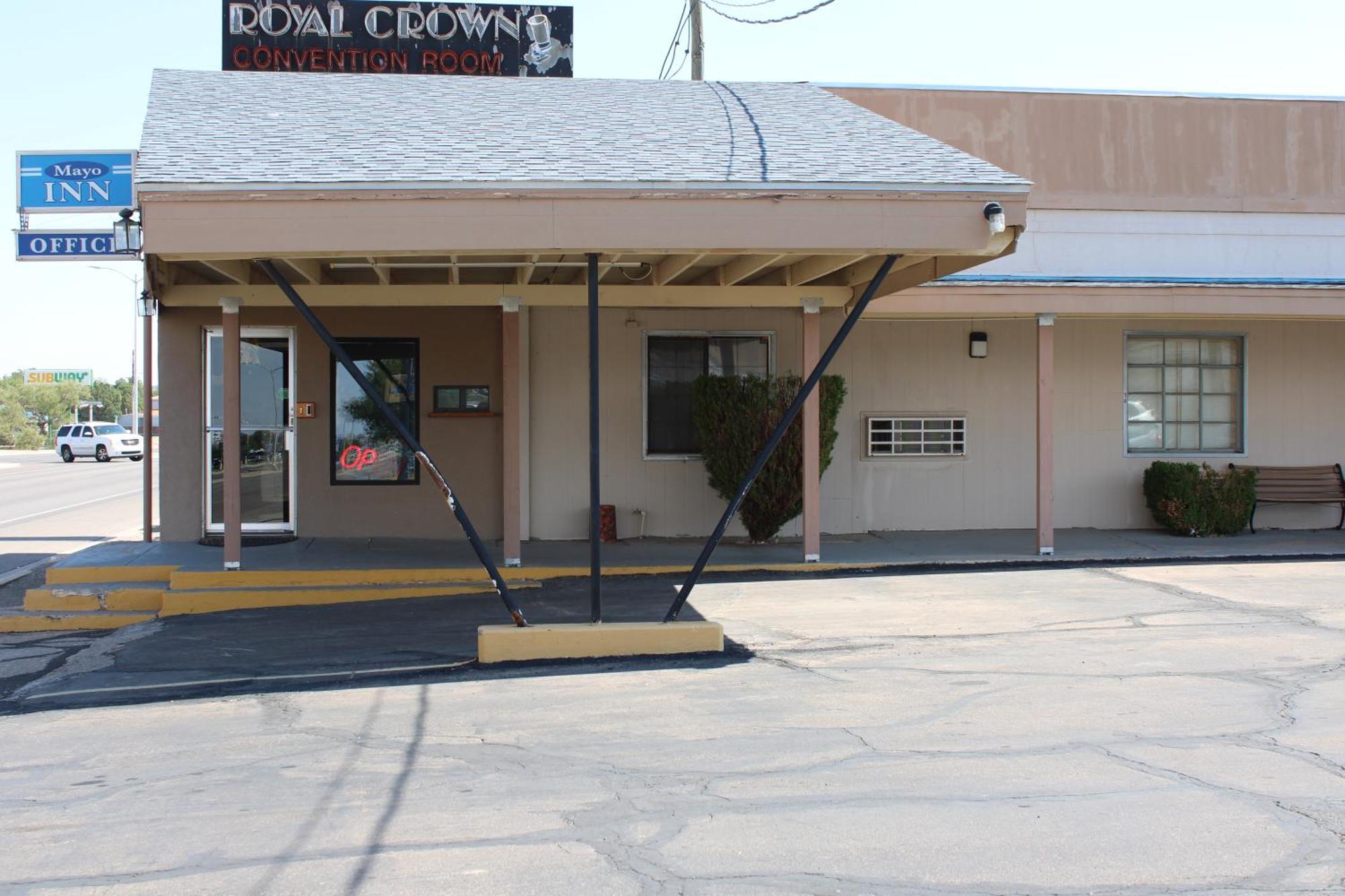 Mayo Inn Roswell Exterior photo